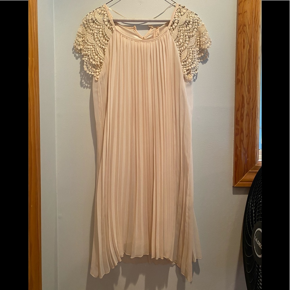 Mystree Cream Satin/Chiffon Dress